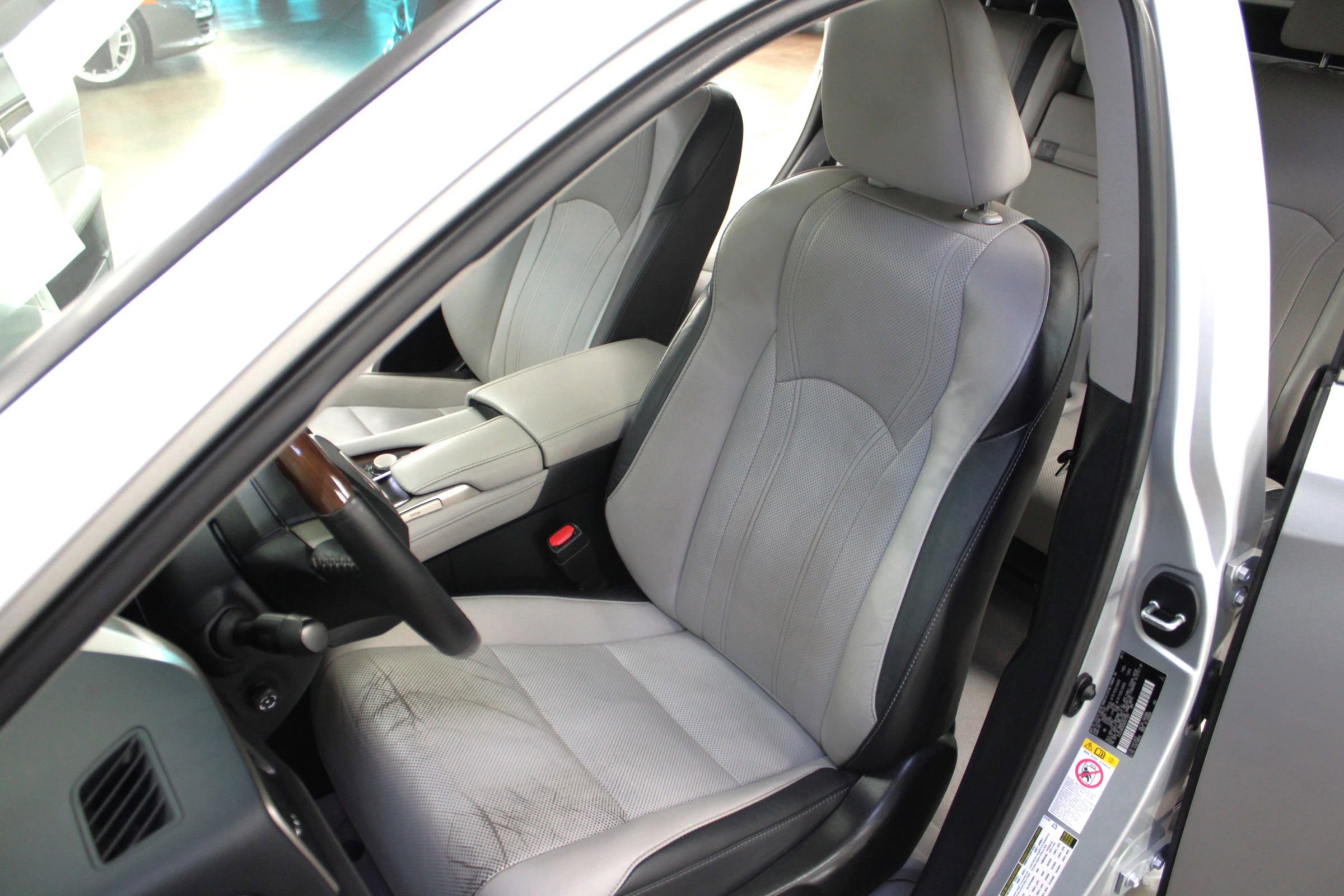 Used 2017 Lexus RX 350 FWD w/ Premium Package image 12