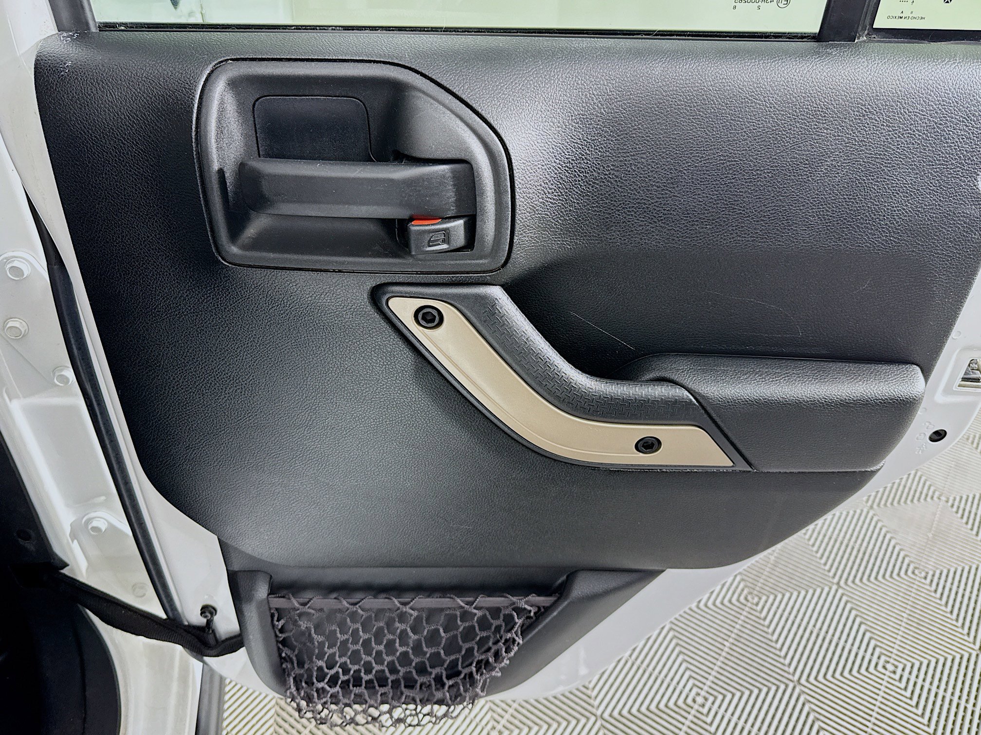 Used 2017 Jeep Wrangler 75th Anniversary image 38