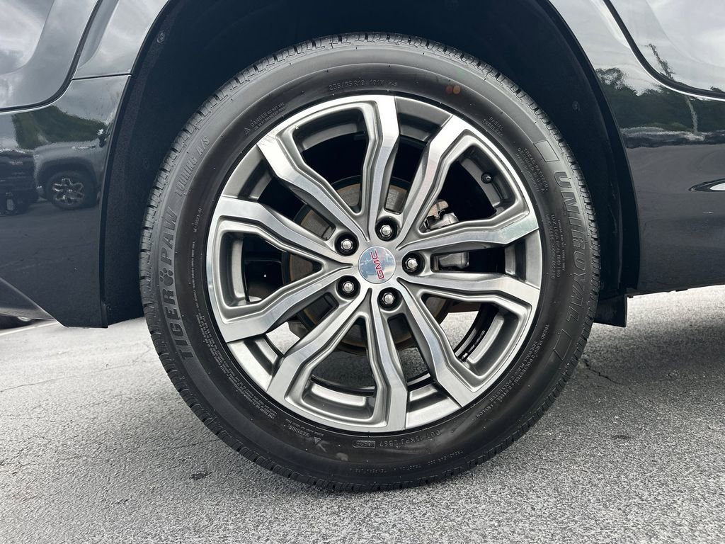Used 2018 GMC Terrain Denali w/ Comfort Package FWD image 18