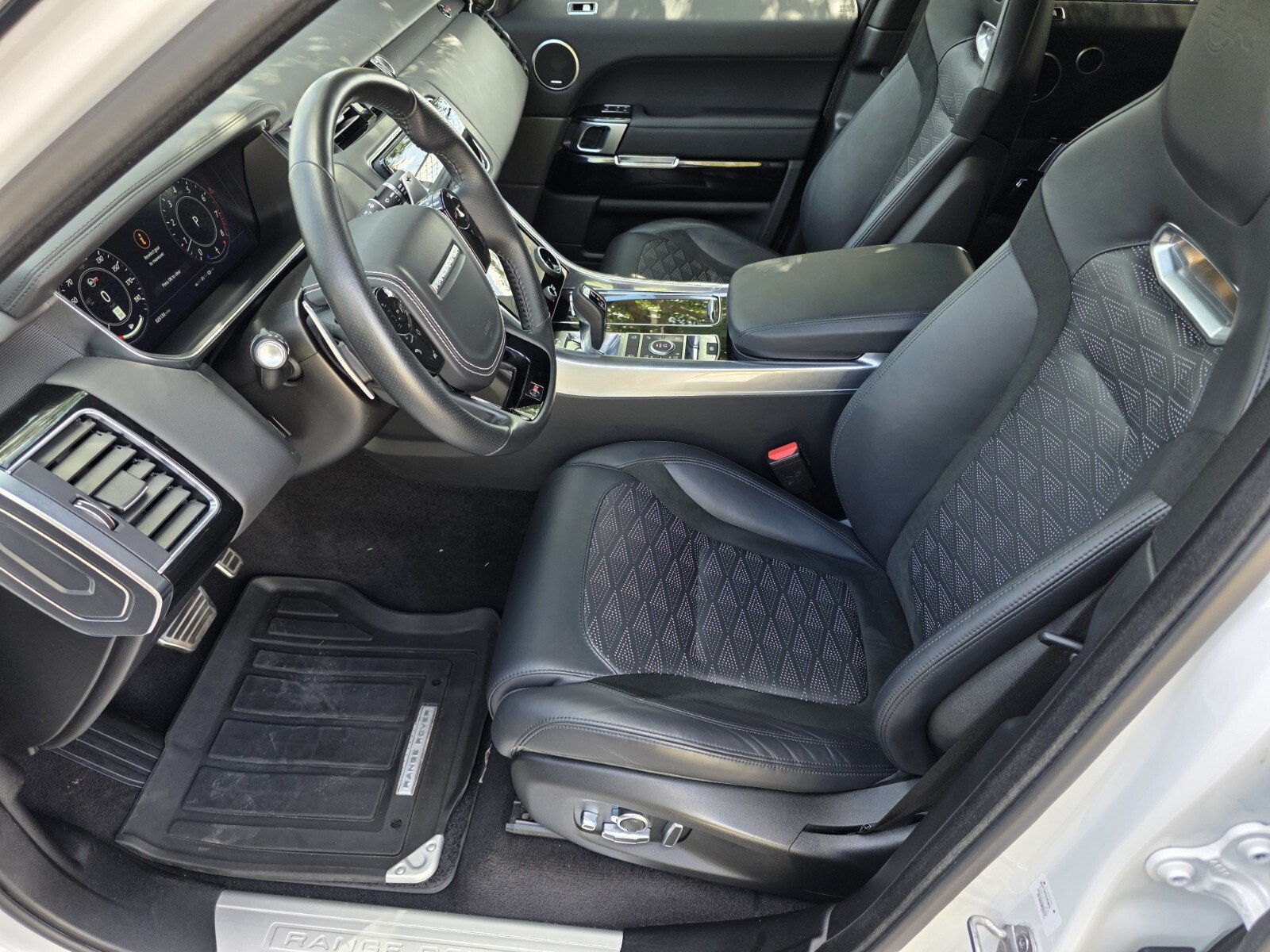 Certified 2022 Land Rover Range Rover Sport SVR AWD/4WD image 10