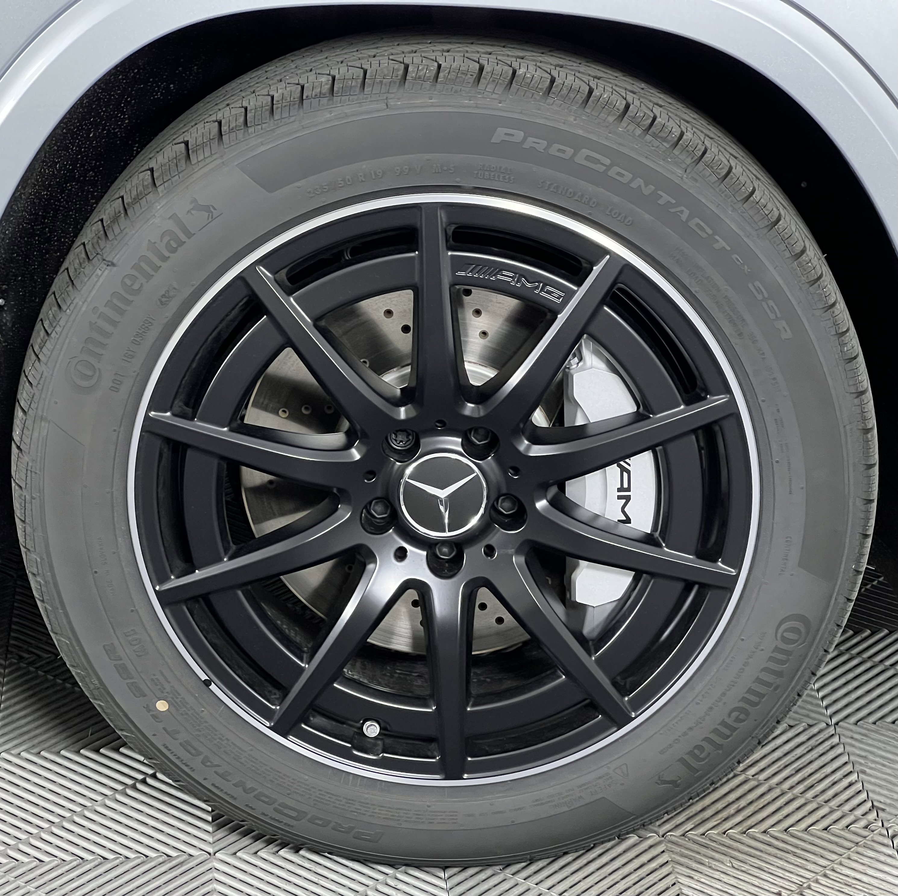 New 2026 Mercedes-Benz GLA 35 AMG 4MATIC image 15