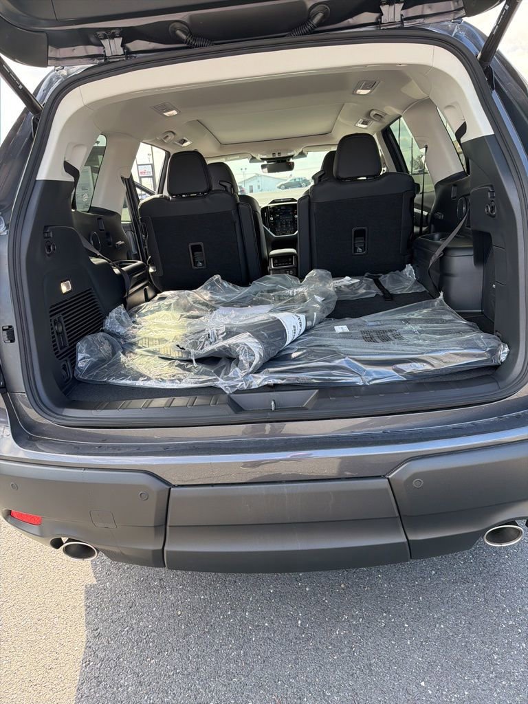 New 2026 Subaru Ascent Limited image 5