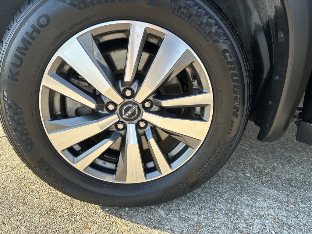 Used 2023 Nissan Pathfinder SL w/ Lighting Package (N92) image 20