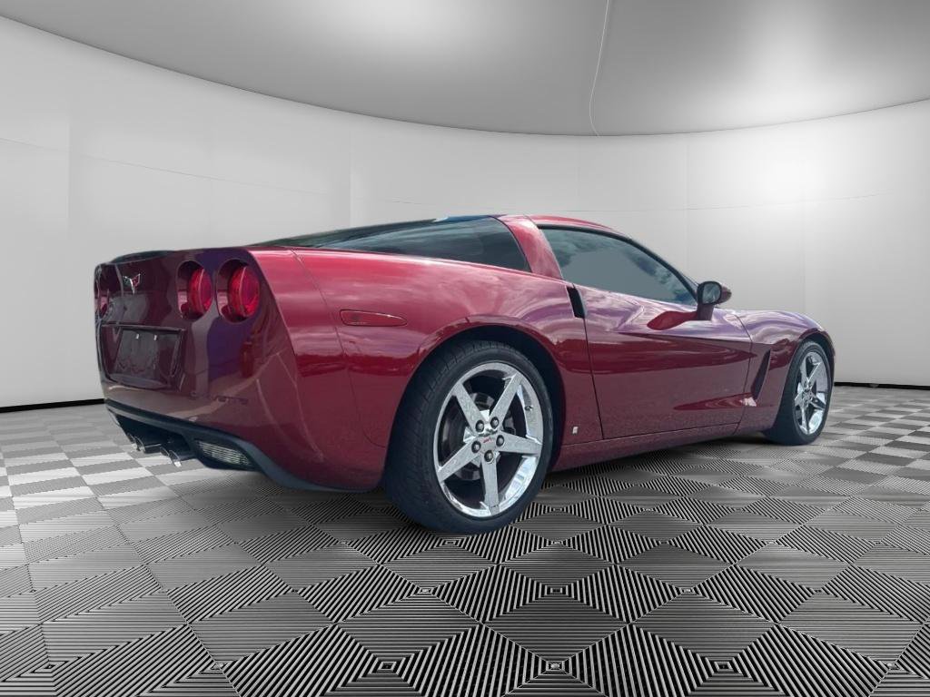 Used 2007 Chevrolet Corvette Coupe w/ Preferred Equipment Group RWD image 7