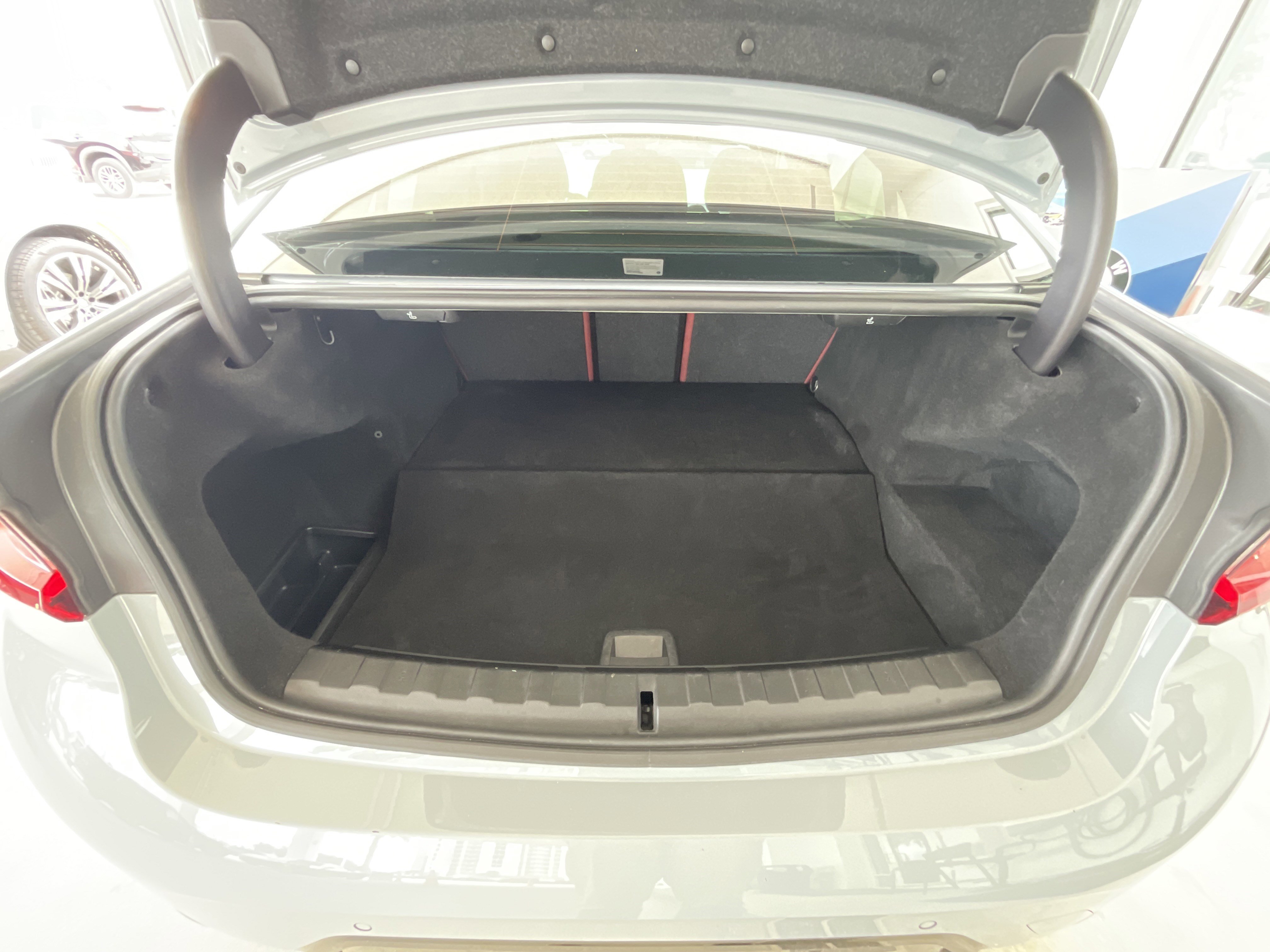 Certified 2023 BMW 330e w/ M Sport Package image 32