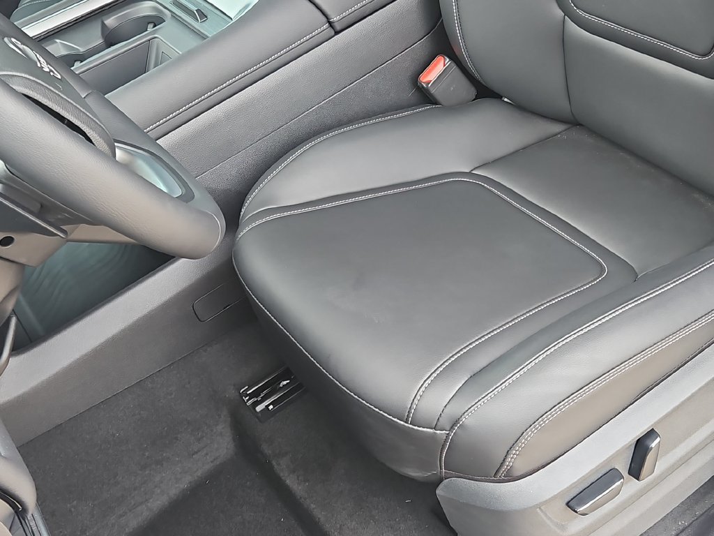 New 2026 Nissan Armada SV RWD image 16