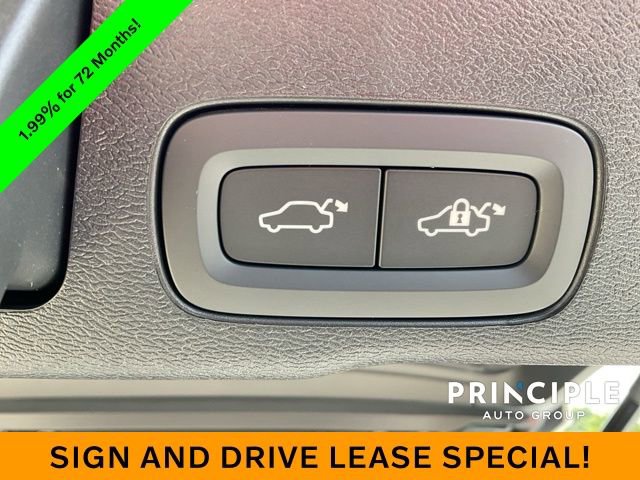 New 2026 Volvo XC60 T8 Ultra w/ Protection Package Premier image 31