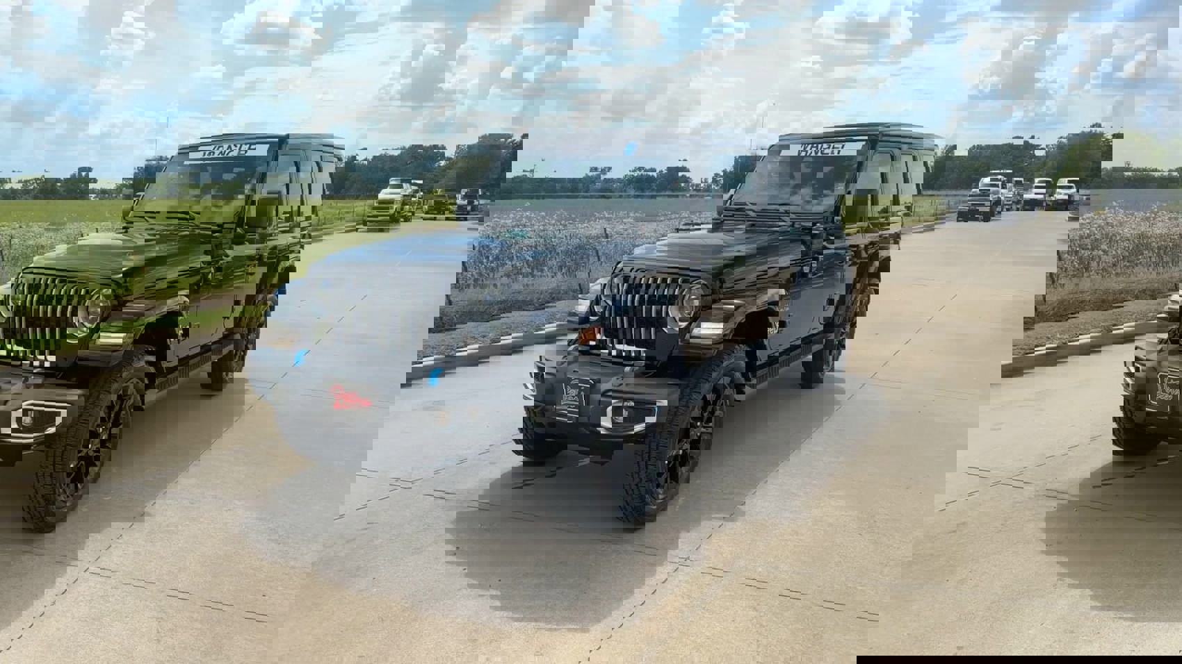 New 2023 Jeep Wrangler Sahara image 5