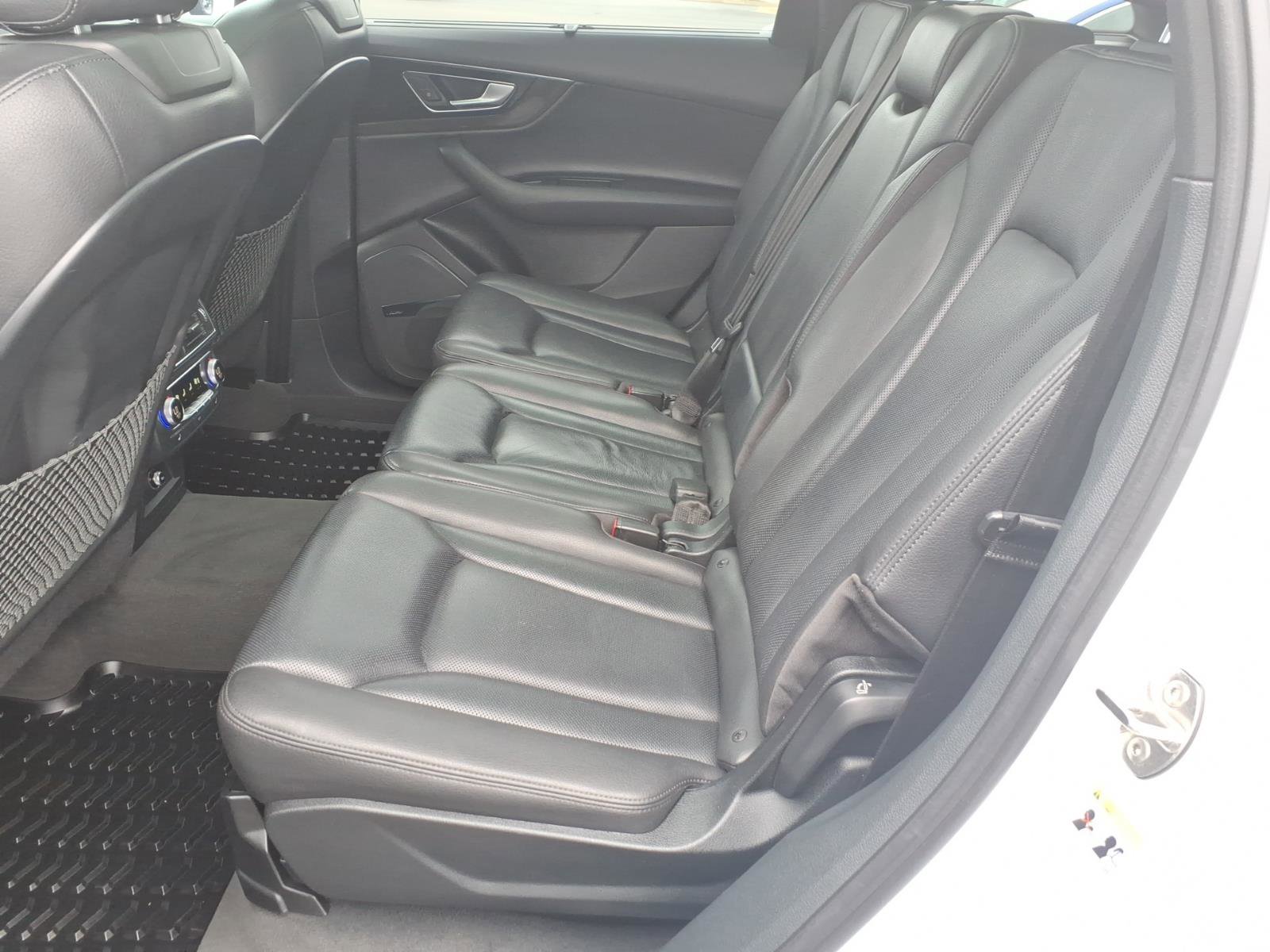 Used 2018 Audi Q7 3.0T Prestige image 10