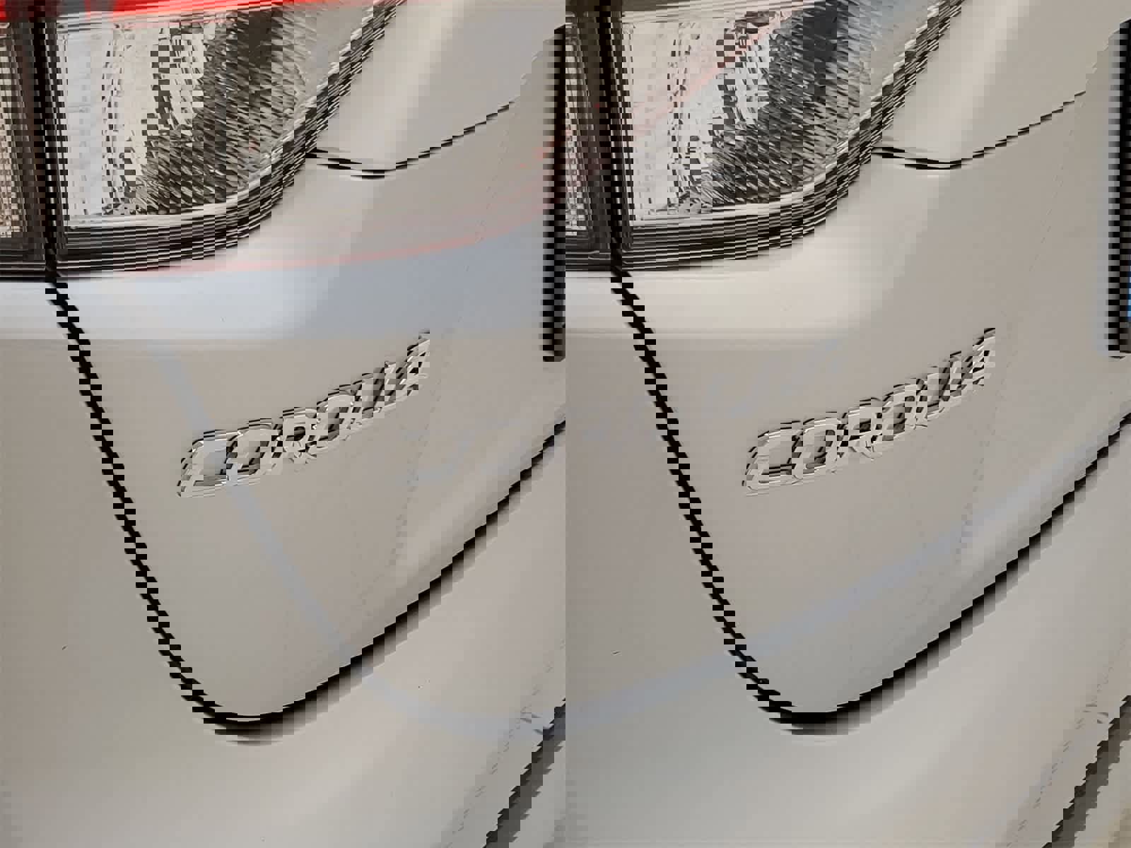 Used 2020 Toyota Corolla LE image 18