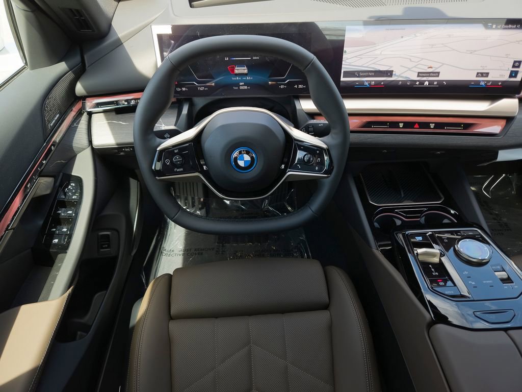 New 2026 BMW i5 eDrive40 w/ Premium Package image 15
