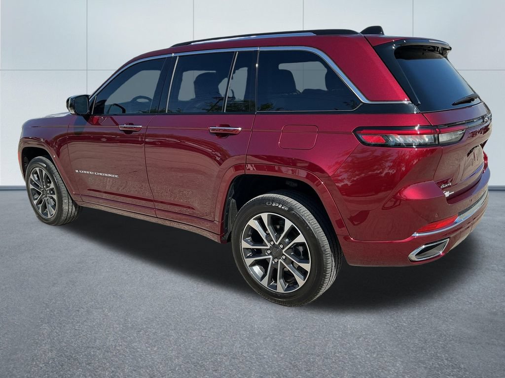 Certified 2023 Jeep Grand Cherokee Overland AWD/4WD image 3