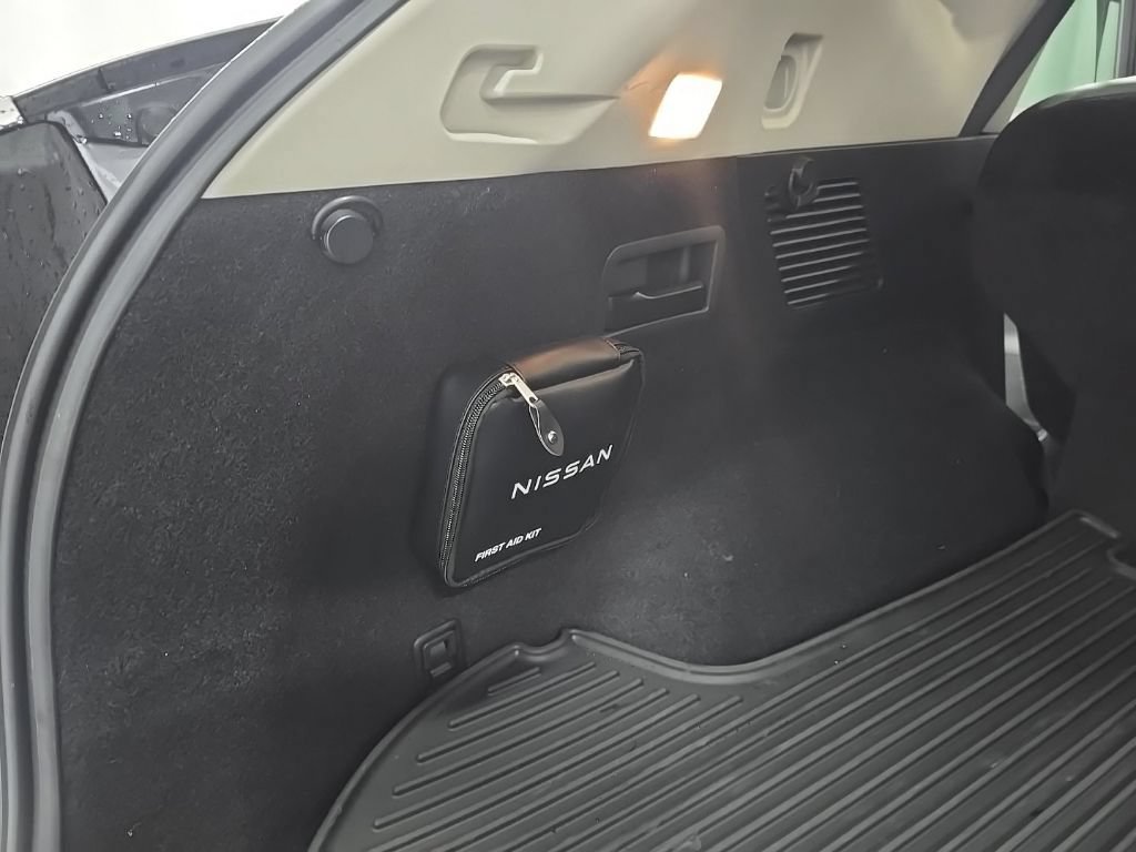 Used 2023 Nissan Murano SV w/ Cargo Package AWD/4WD image 20
