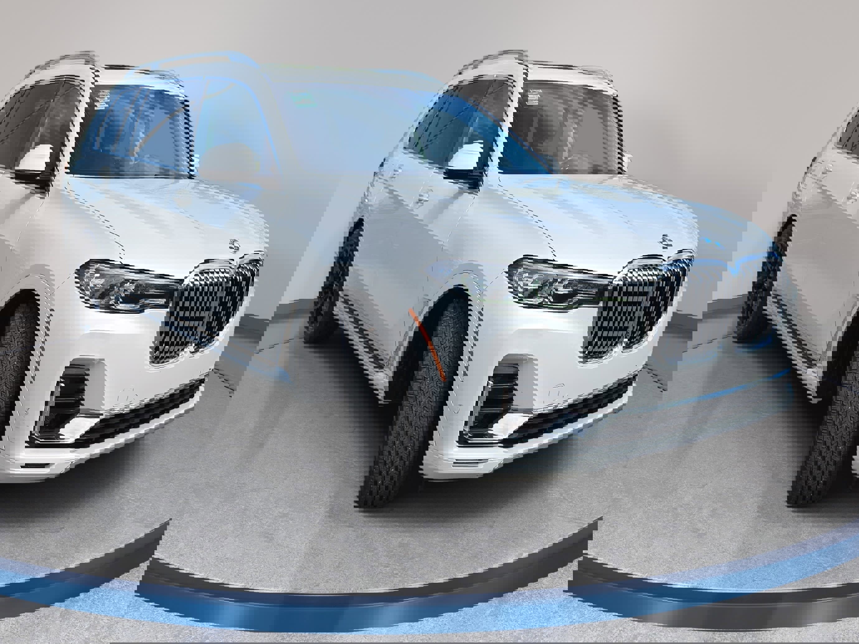 Used 2020 BMW X7 xDrive40i w/ Premium Package AWD/4WD image 3