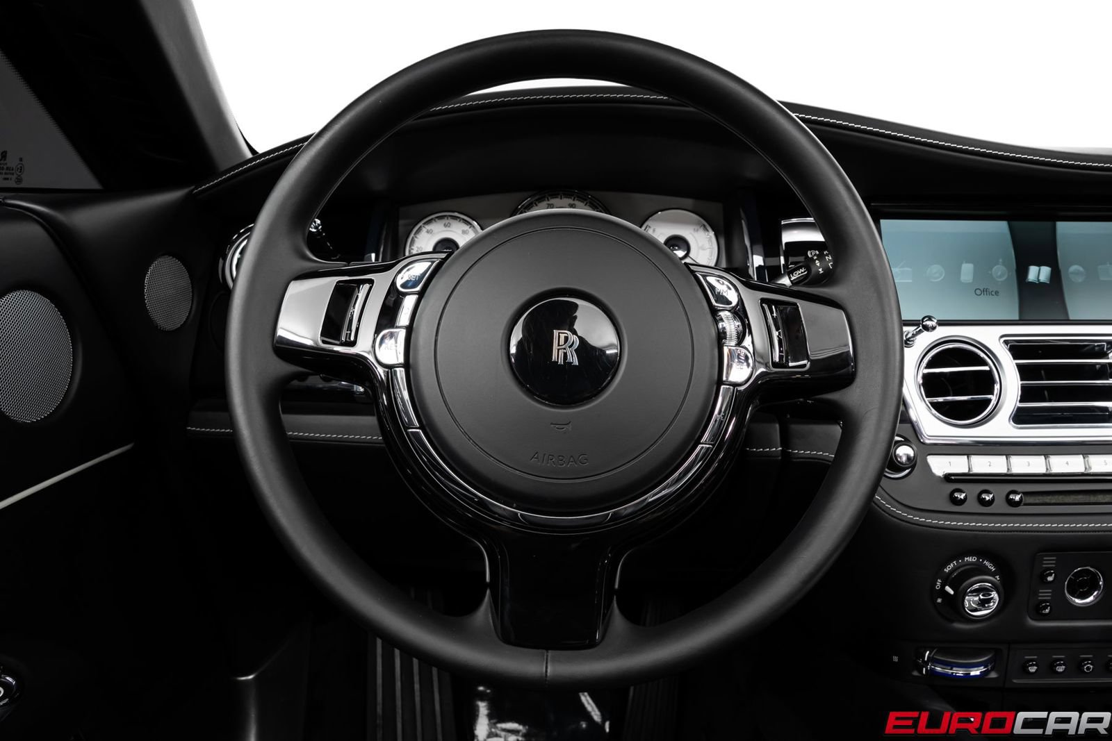 Used 2017 Rolls-Royce Dawn RWD image 28