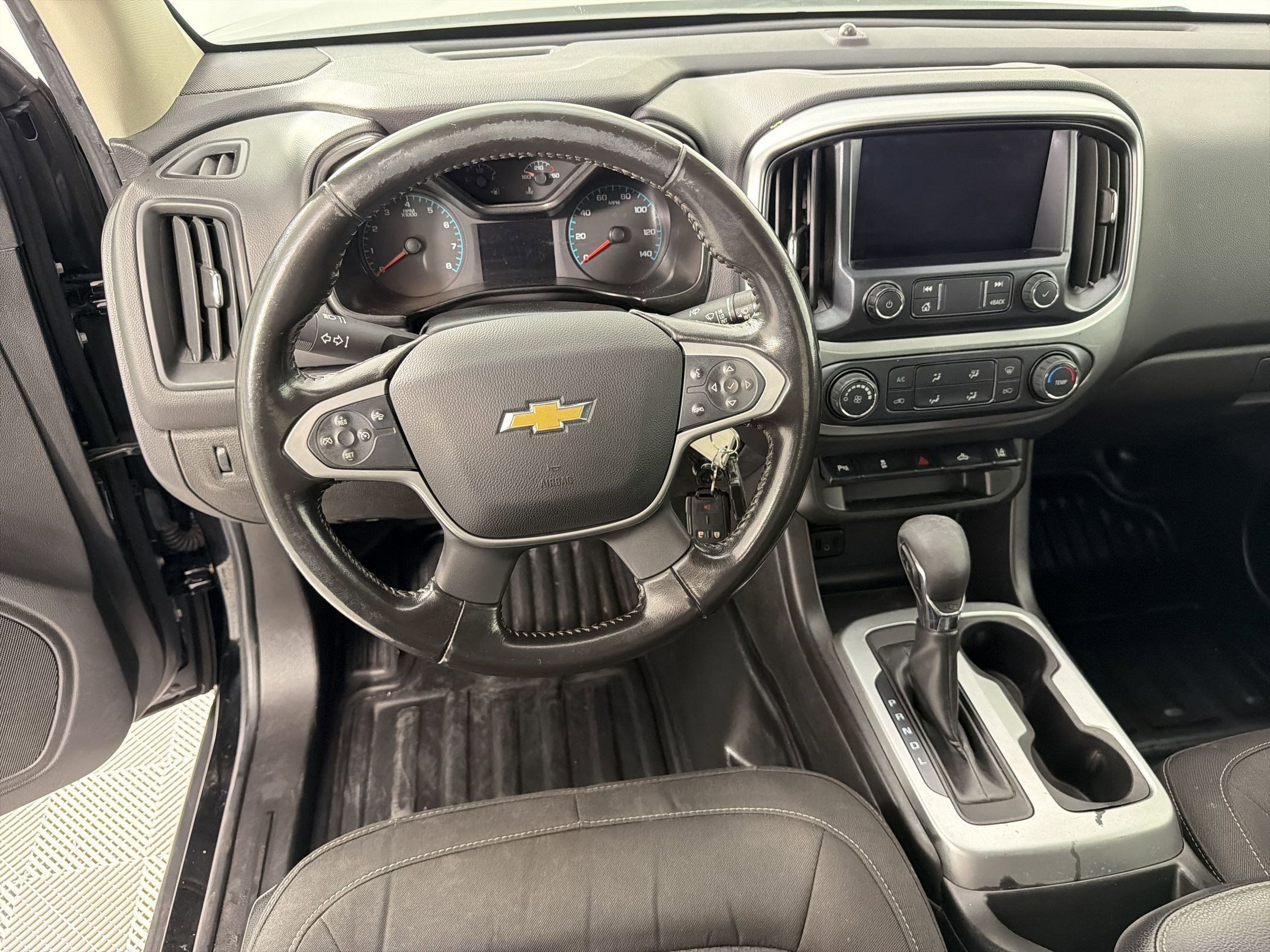 Used 2022 Chevrolet Colorado LT w/ Fleet Safety Package image 25