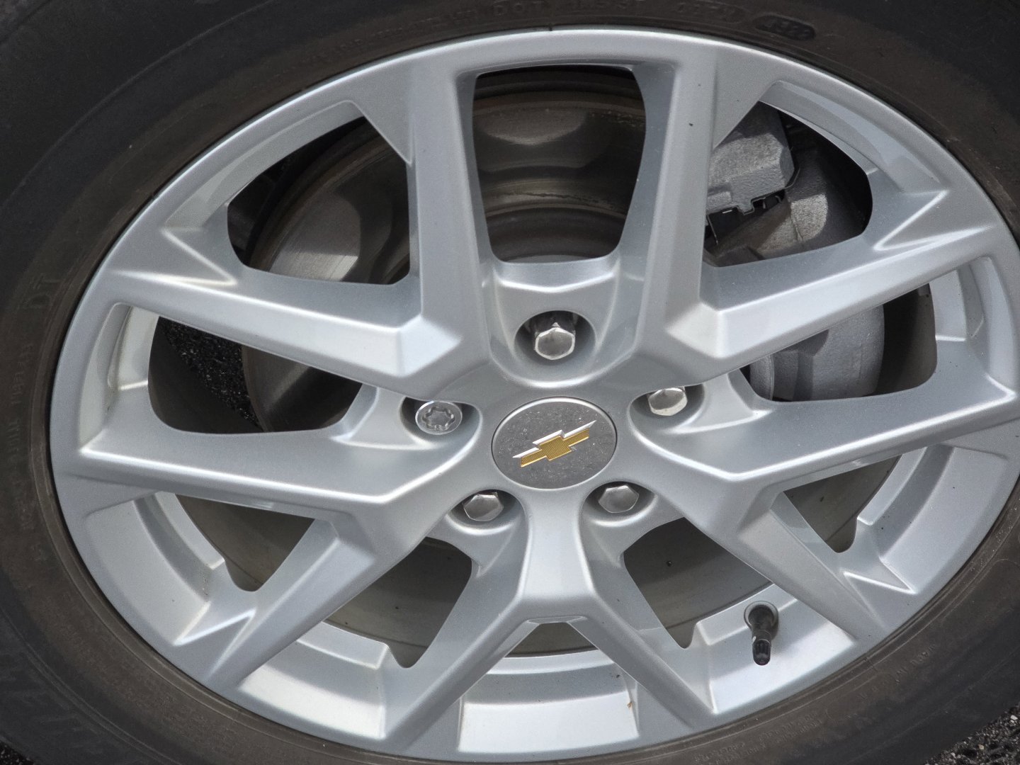 Used 2023 Chevrolet Equinox LT image 11