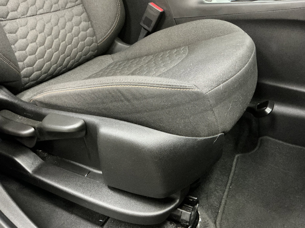Used 2019 Chevrolet Equinox LT FWD image 33