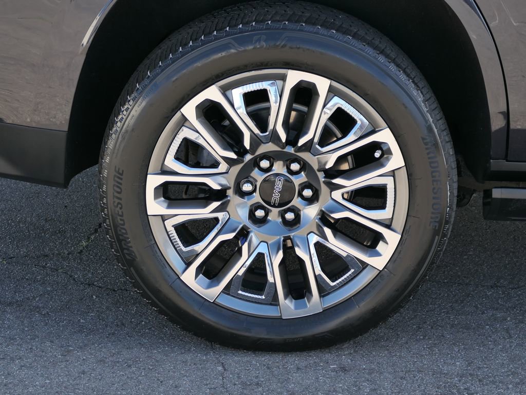 Used 2023 GMC Yukon Denali Ultimate image 25