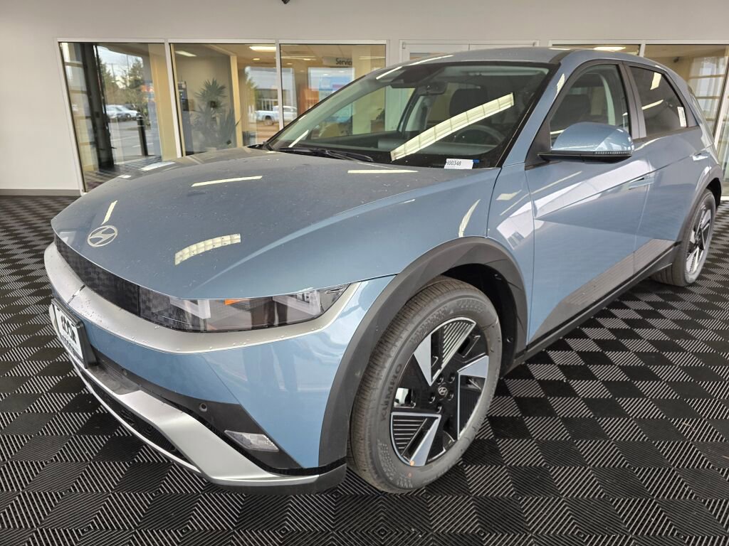 New 2026 Hyundai Ioniq 5 SE image 8