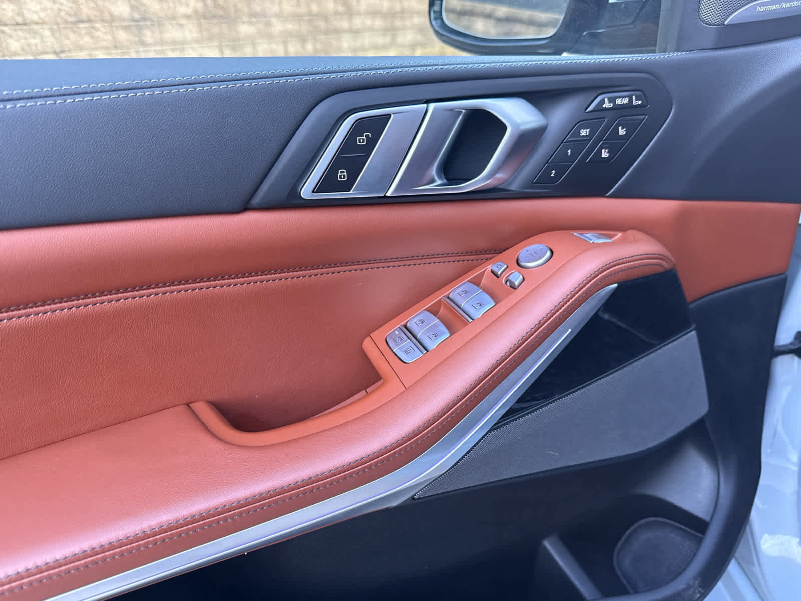 Certified 2023 BMW X7 xDrive40i w/ Executive Package image 14