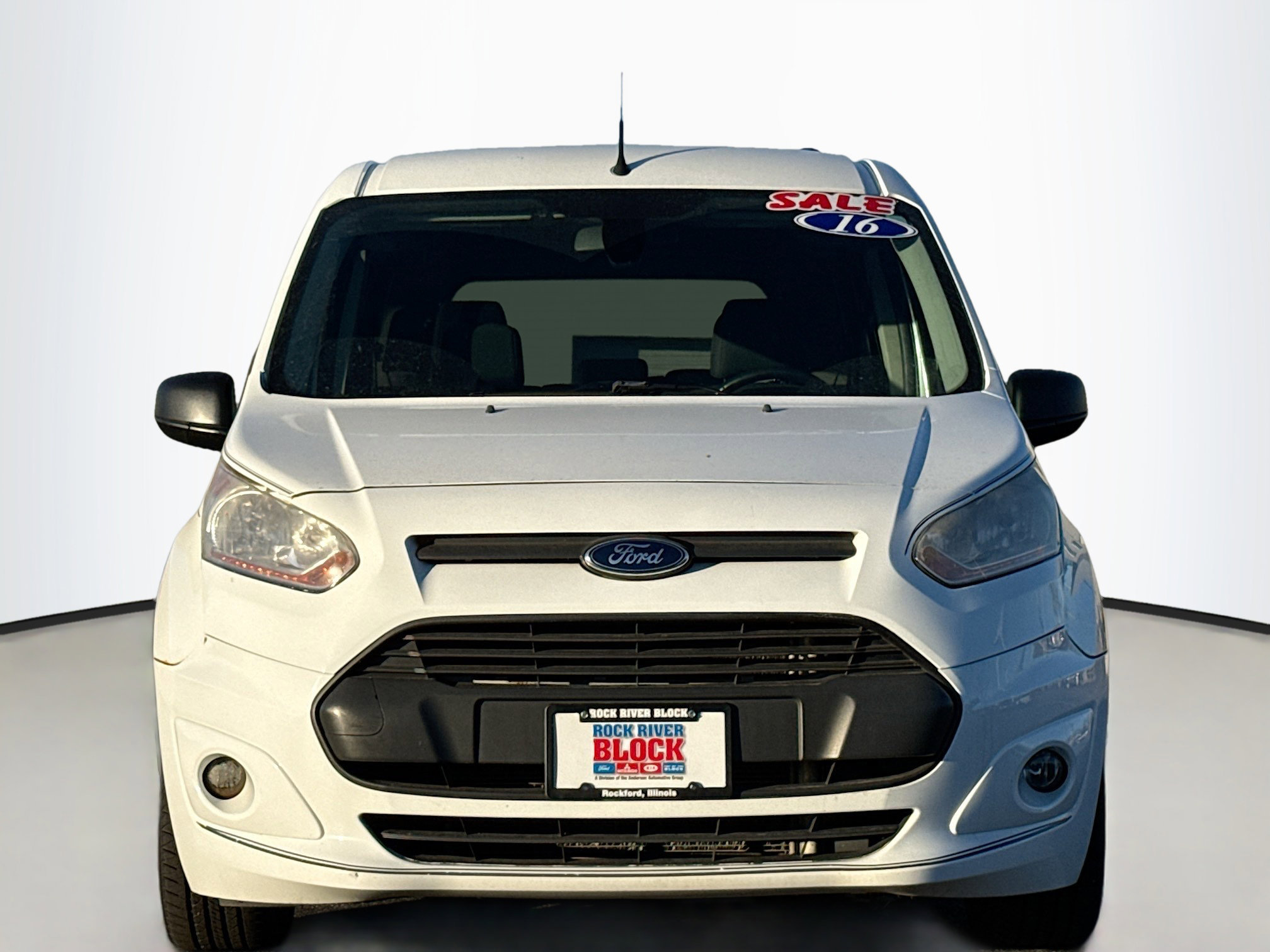 Used 2016 Ford Transit Connect XLT image 16