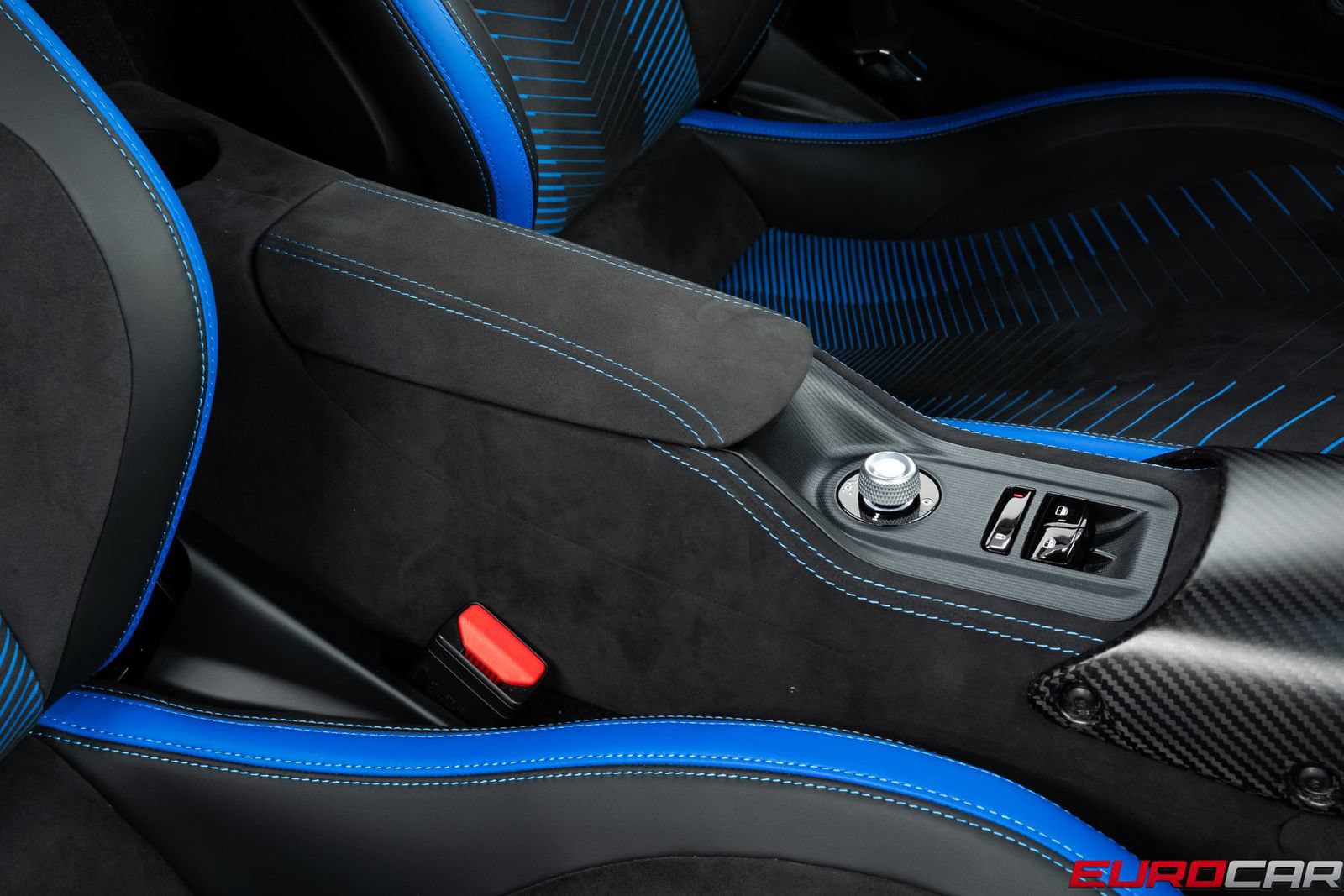 Used 2023 Maserati MC20 Coupe RWD image 38