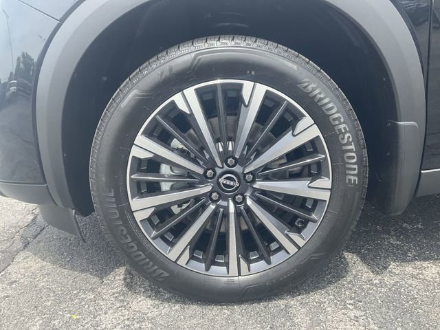 New 2026 Nissan Pathfinder Platinum AWD/4WD image 8