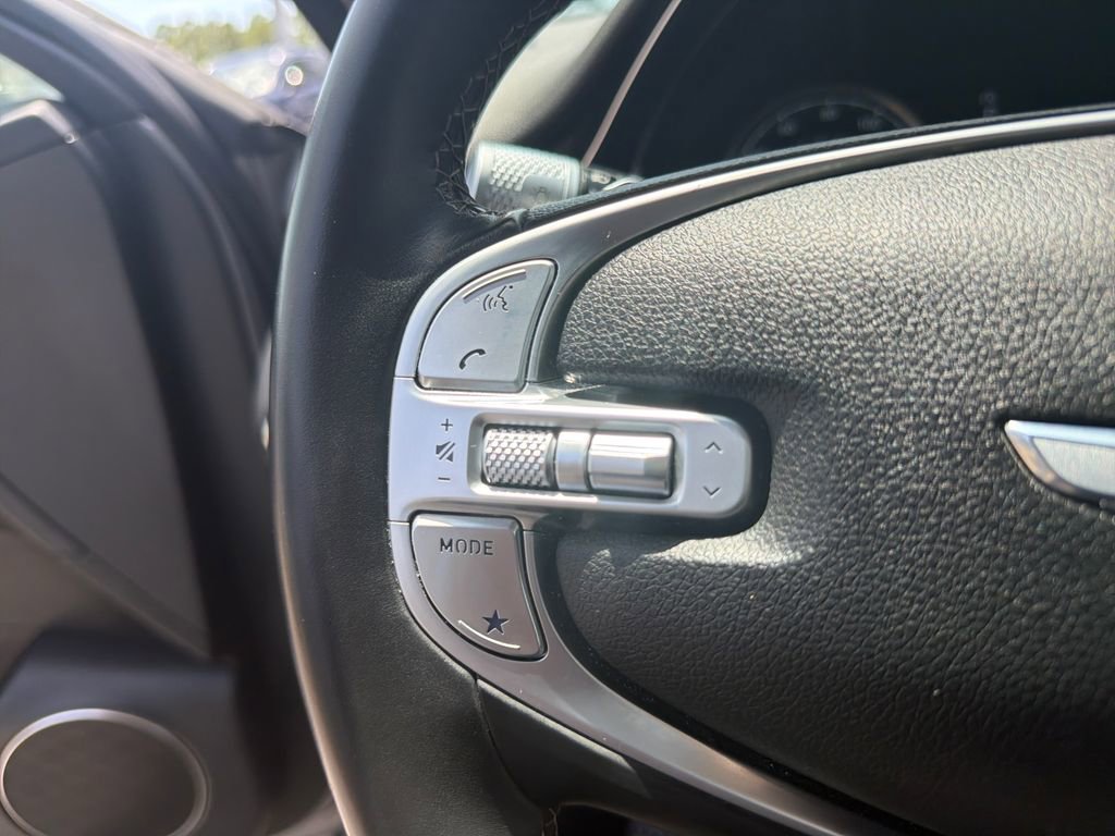 Used 2025 Genesis GV70 2.5T AWD/4WD image 30