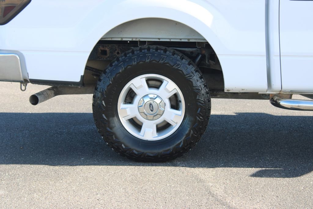 Used 2014 Ford F150 XLT w/ Equipment Group 301A Mid AWD/4WD image 13