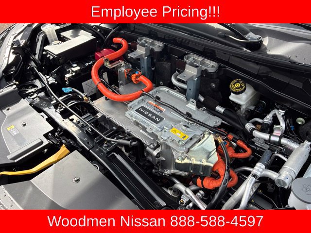 Used 2025 Nissan Ariya AWD image 12