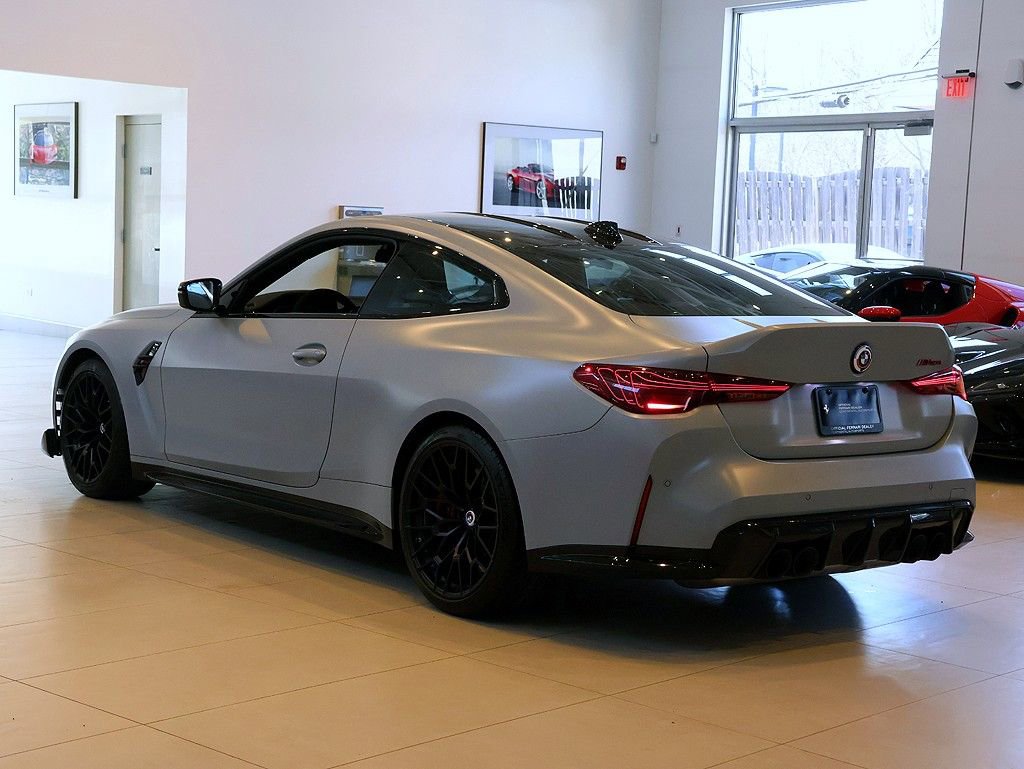 Used 2023 BMW M4 CSL image 2