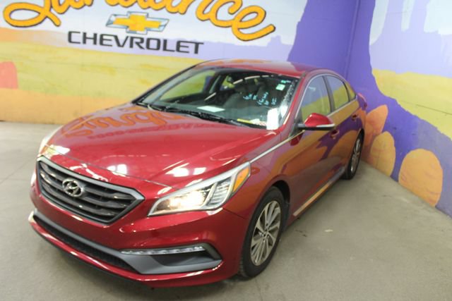 Used 2016 Hyundai Sonata Sport w/ Cargo Package FWD image 4