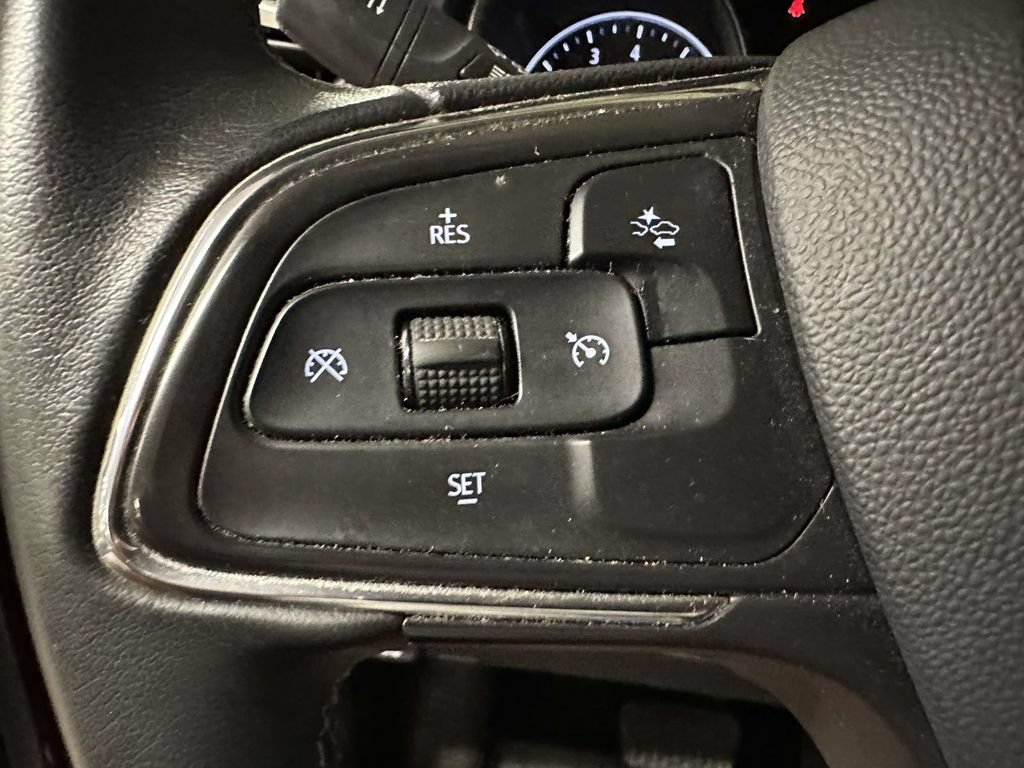 Used 2023 Buick Encore GX Select w/ Safety Package II AWD/4WD image 30