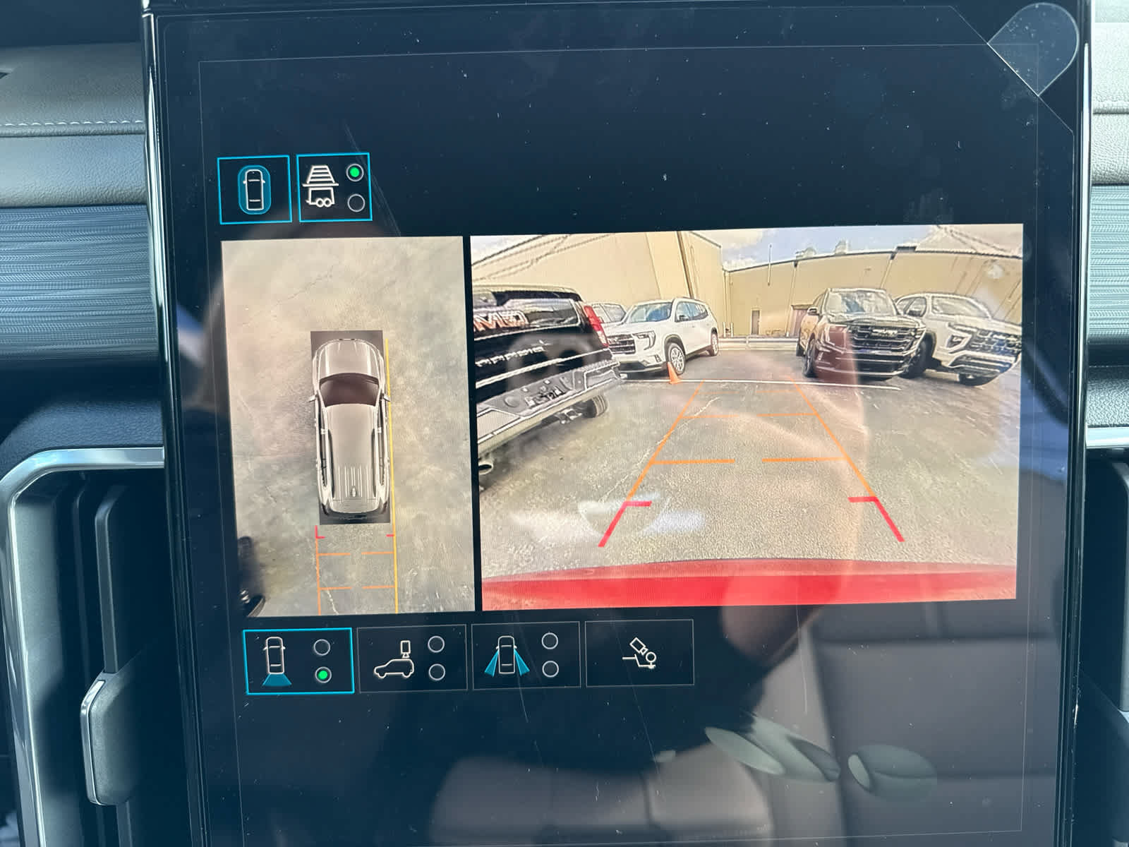 New 2026 GMC Acadia Elevation w/ Elevation Premium Package AWD/4WD image 21
