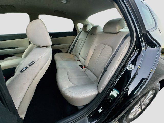 Used 2017 Kia Optima LX FWD image 23