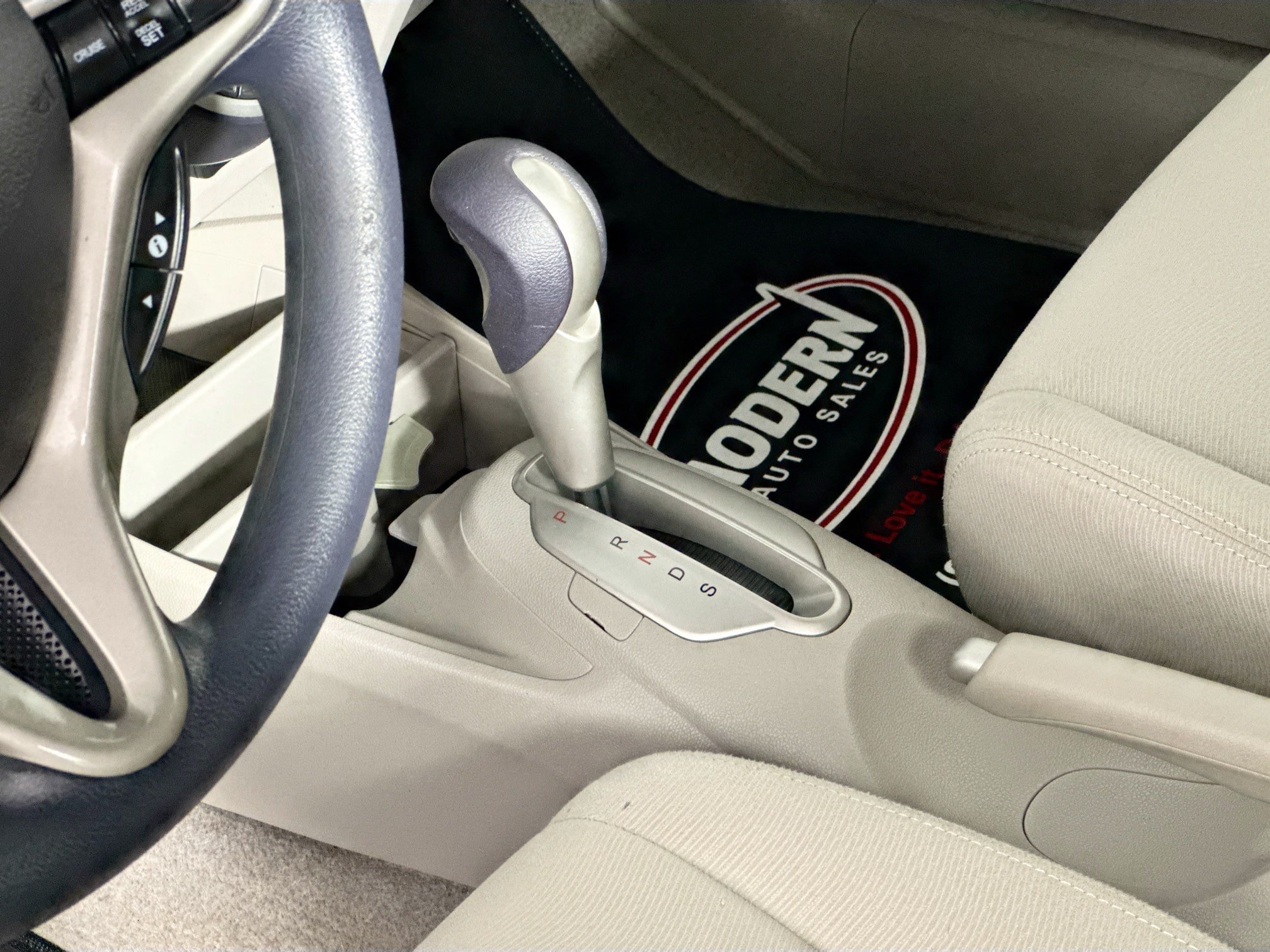 Used 2010 Honda Insight EX image 27