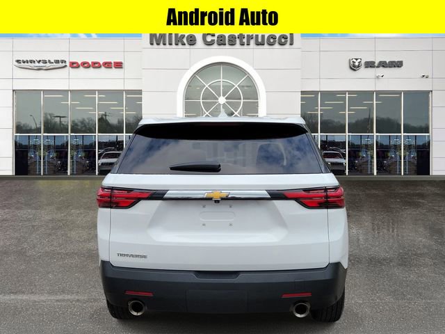 Used 2022 Chevrolet Traverse LS image 5