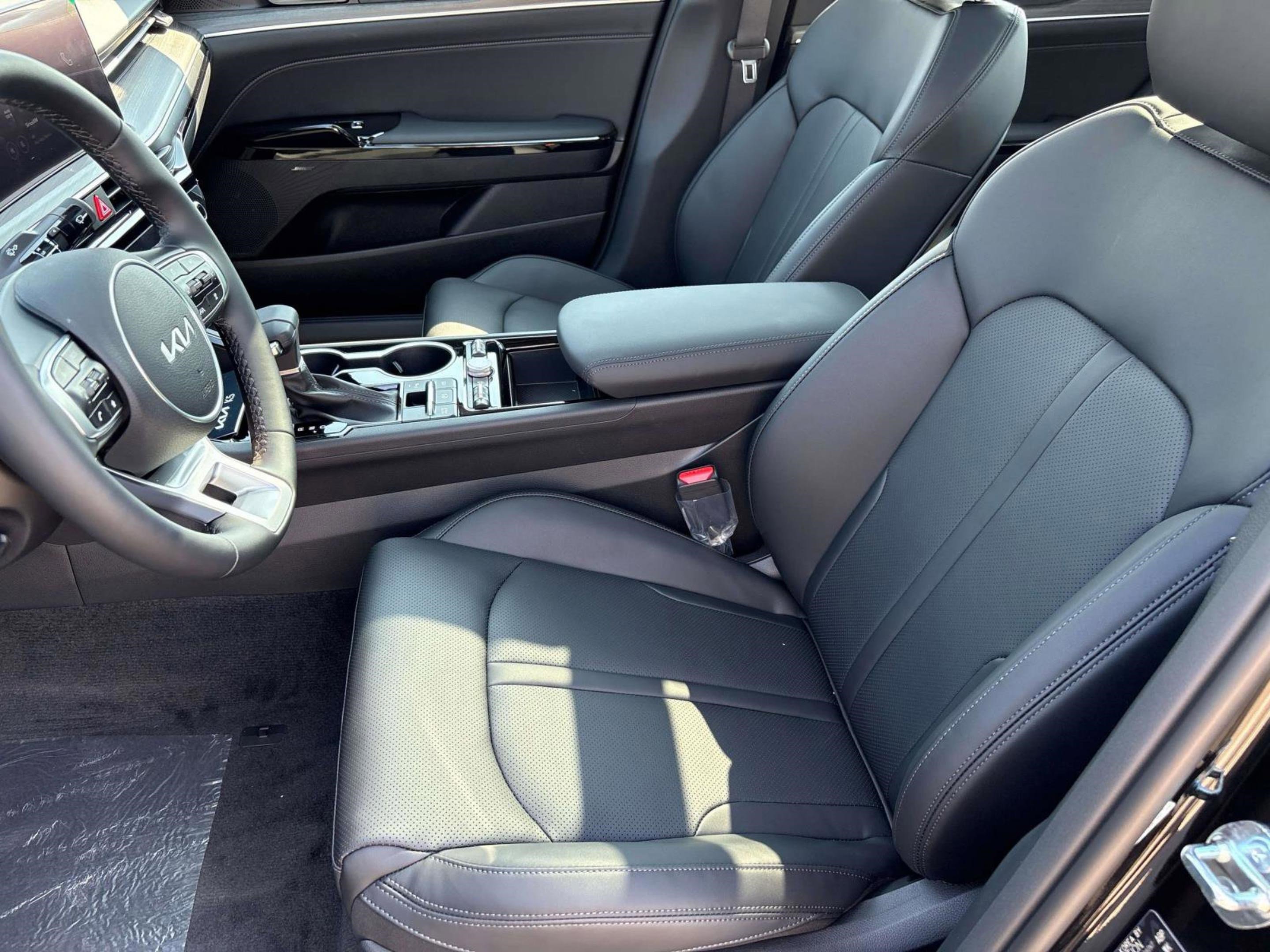 New 2026 Kia K5 EX image 22