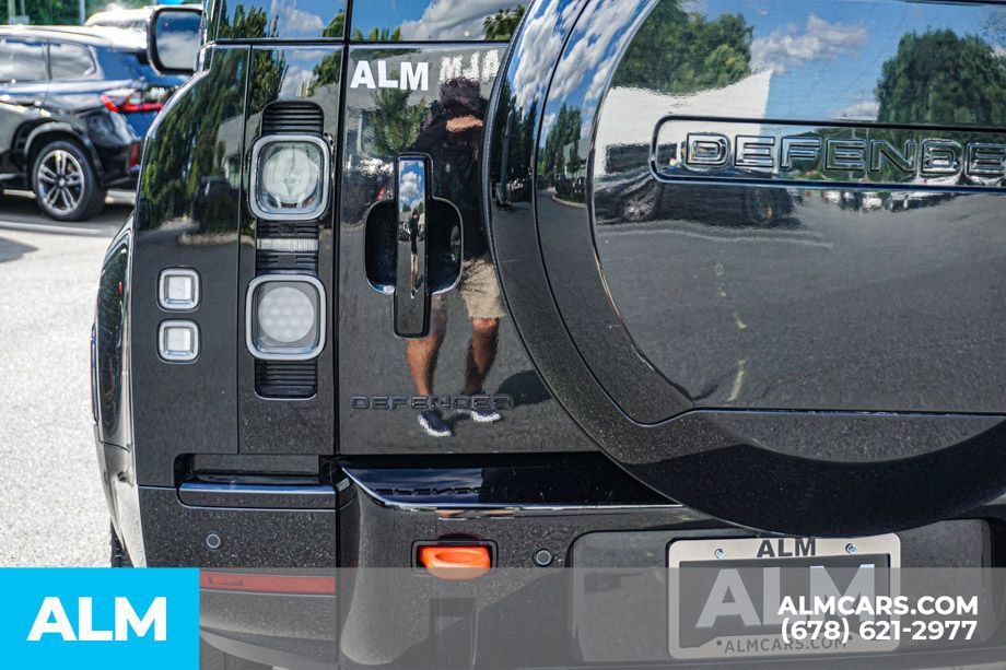 Used 2024 Land Rover Defender 130 X AWD/4WD image 13