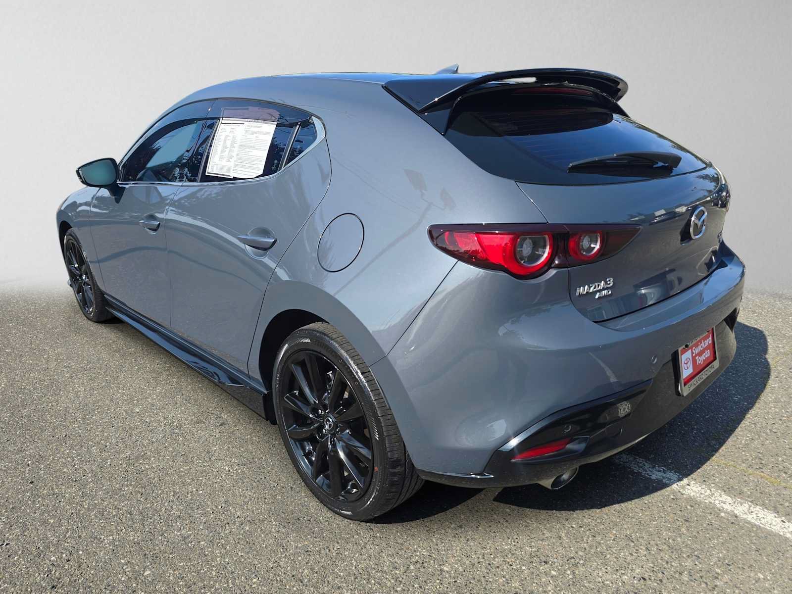 Used 2024 MAZDA MAZDA3 Hatchback w/Premium Plus Pkg AWD/4WD image 5