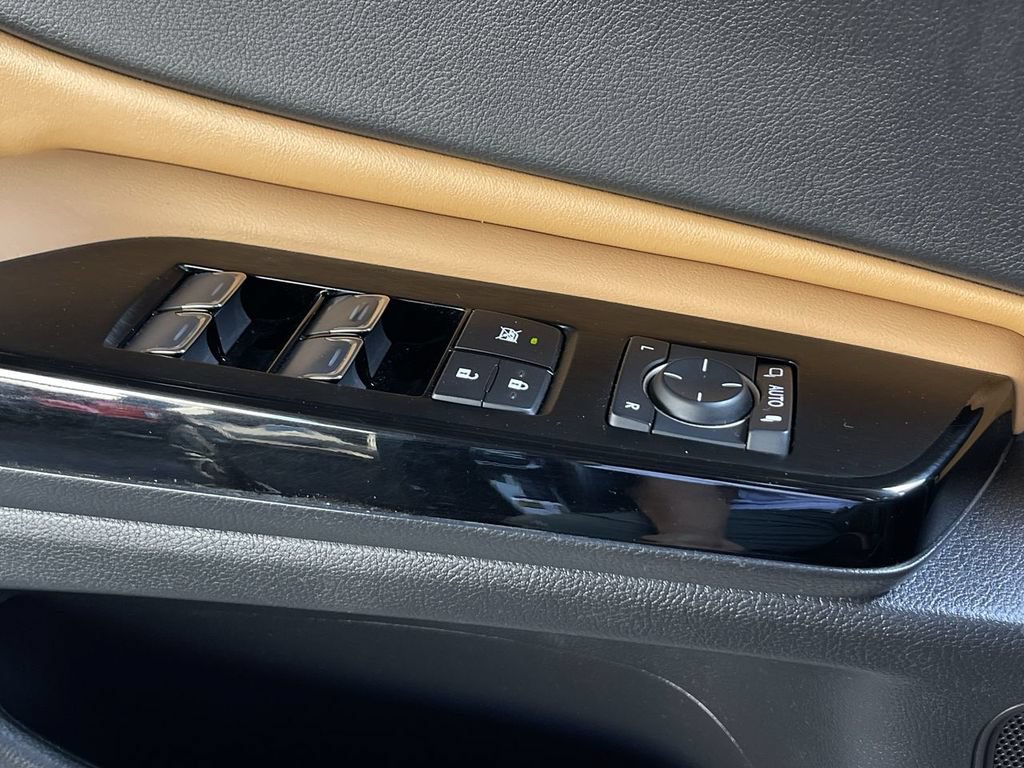 Used 2023 Lexus ES 350 w/ Premium Package FWD image 22