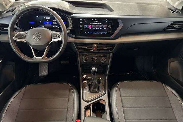 Certified 2022 Volkswagen Taos SE image 17
