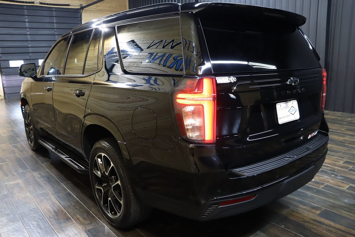 Used 2023 Chevrolet Tahoe RST w/ Luxury Package RWD image 3