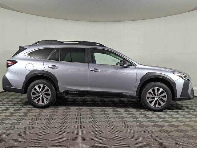 Certified 2024 Subaru Outback Premium AWD/4WD image 10