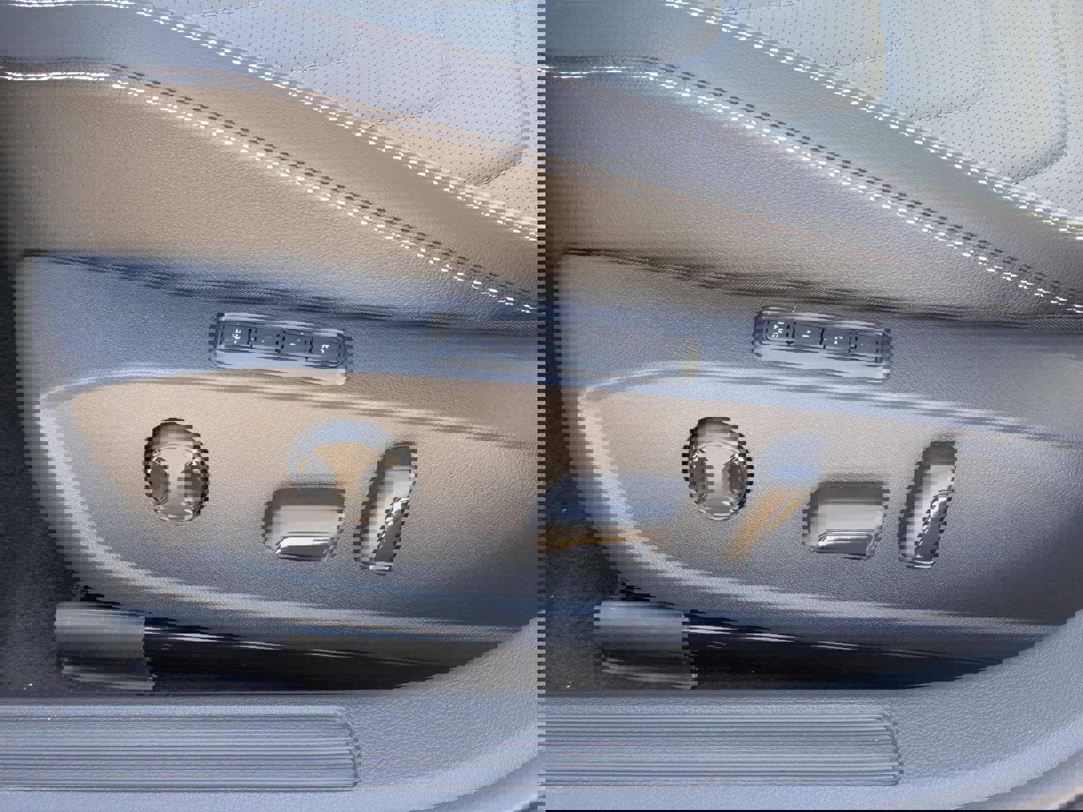 New 2026 Volkswagen Jetta SEL image 15