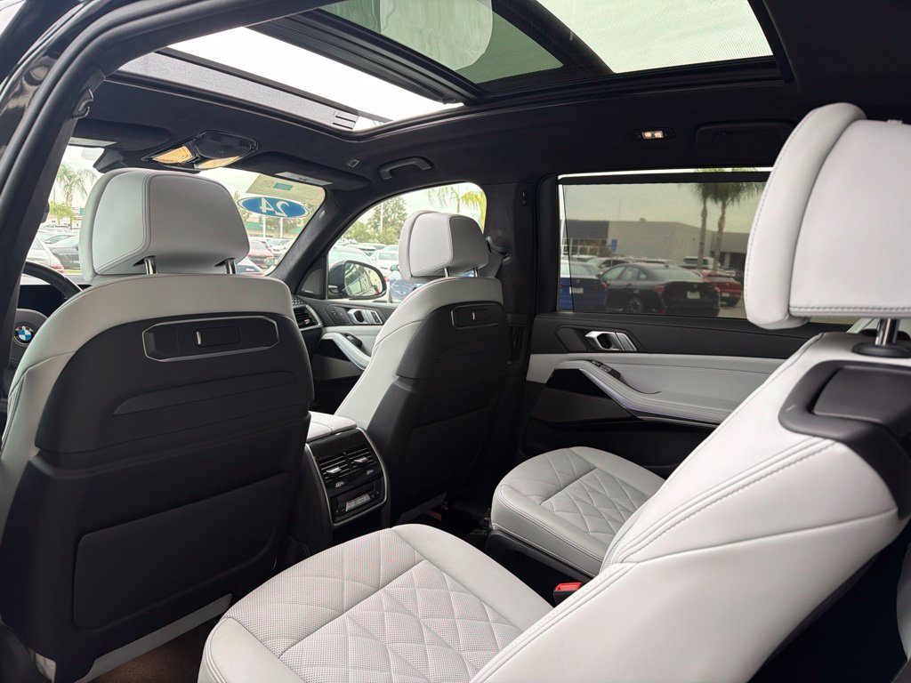 Certified 2024 BMW X7 xDrive40i w/ Executive Package AWD/4WD image 15