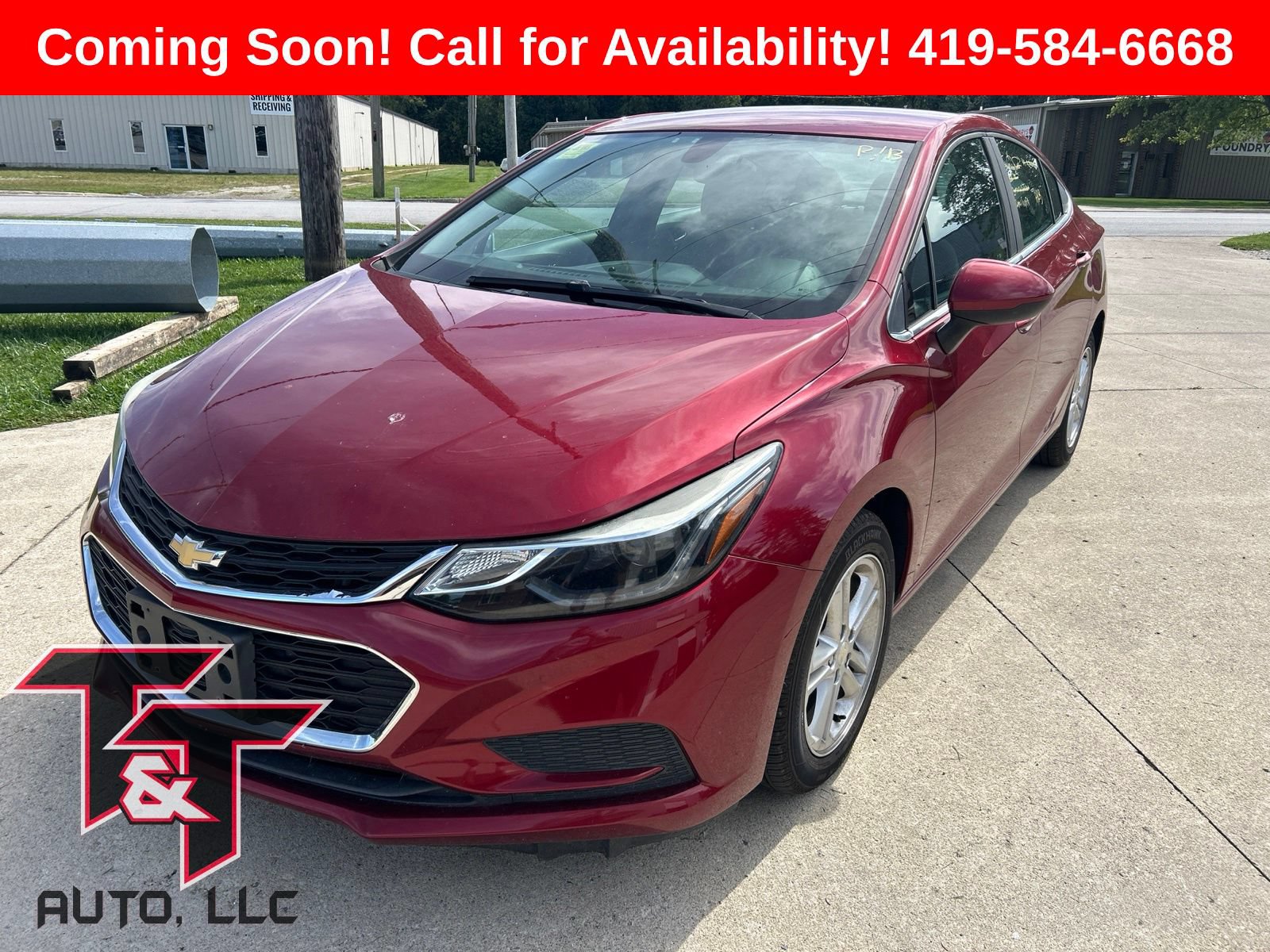 Used 2017 Chevrolet Cruze LT w/ Convenience Package FWD image 2