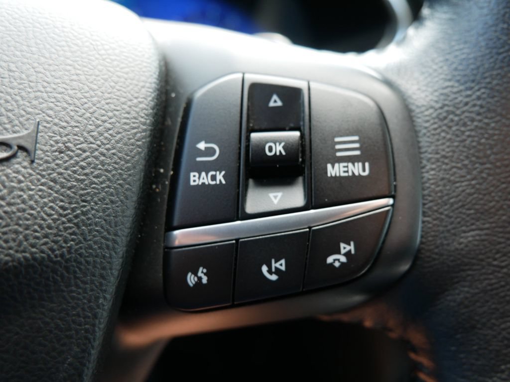 Certified 2020 Ford Escape Titanium AWD/4WD image 25