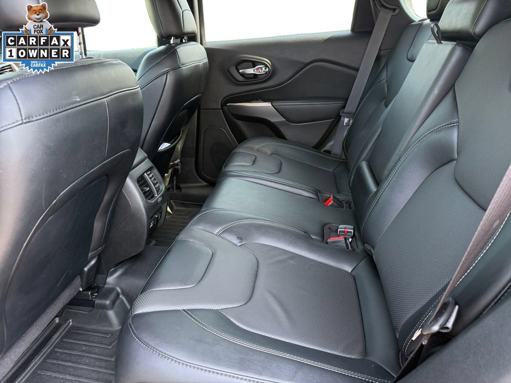 Certified 2022 Jeep Cherokee Limited AWD/4WD image 15